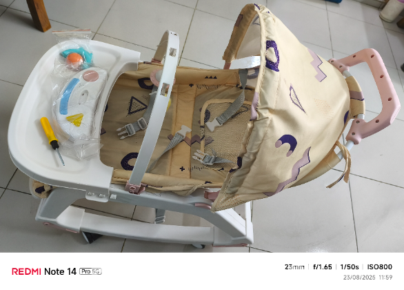 5 in 1 Rocker, Stroller, chair, feeding chair, Car